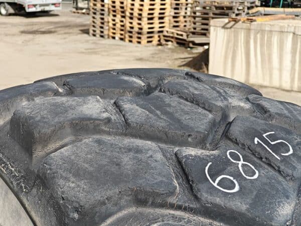 Michelin 23.5-R25 XADN E3T rengas - Image 9