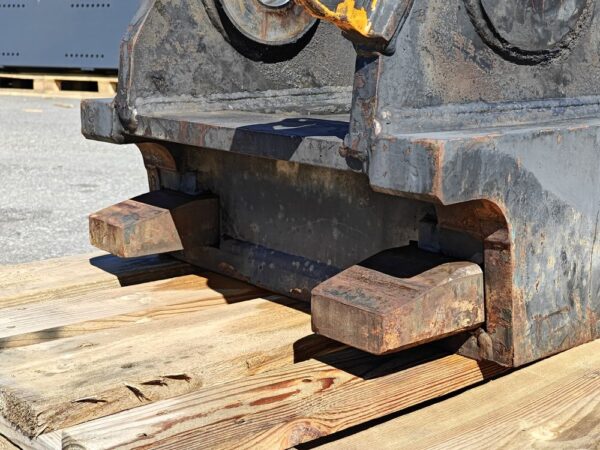 Niskakangas VM-Works Quick coupler S80 28-35ton - Image 11