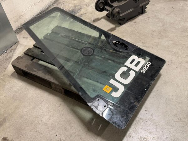 JCB Fastrak 3230 ovi Part list No. - - Image 4